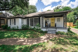 1427 S Wall Ave, Tyler, TX 75701