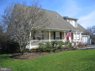 5154 Meadowbrook Place, Pipersville, PA 18947