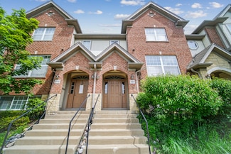 113 Creekbend Ct, Mount Prospect, IL 60056
