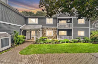 205 Windgate Cir Unit A, Monroe, CT 06468