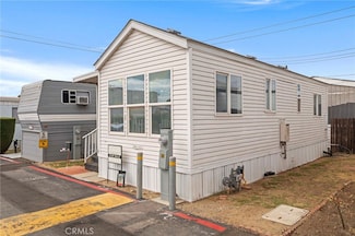 19548 E Cypress St Unit 33, Covina, CA 91724