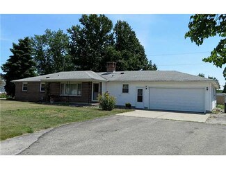 951 W Wayne St, Paulding, OH 45879