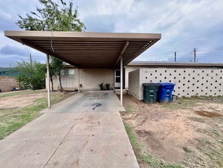 704 W Banyan Ct Unit A, Laredo, TX 78041