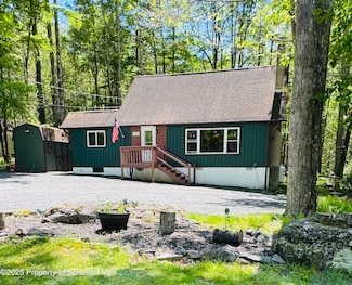 166 Paxinos Dr, Pocono Lake, PA 18347