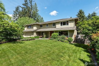 18414 NE 26th Way, Redmond, WA 98052