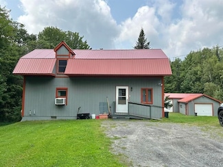 1 Sabin Rd, East Hardwick, VT 05836