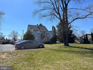 1643 Market St, Gloucester City, NJ 08030