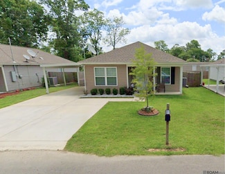 1499 Ravier Ln, Sunshine, LA 70780