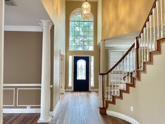 8028 Bottlebrush Dr, Austin, TX 78750