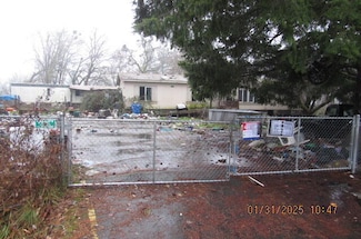 4629 Demaray Dr, Grants Pass, OR 97527