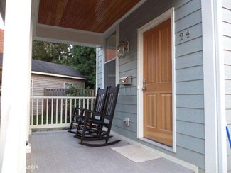 24 E Myrtle St Unit B, Alexandria, VA 22301
