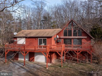 483 Hickory Hollow Rd, Berkeley Springs, WV 25411