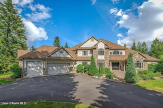 5336 E Shire Ln, Hayden, ID 83835