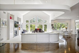 4858 Four Seasons Ct, Saint Paul, MN 55122