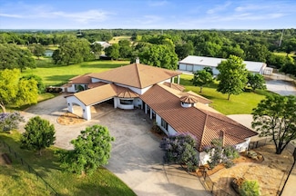 2108 W Sherman Dr, Aubrey, TX 76227