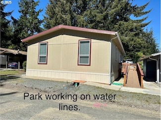 520 Shorepines Place, Coos Bay, OR 97420