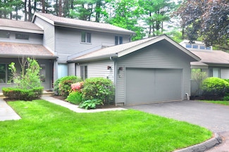 5 Spyglass Dr, Avon, CT 06001