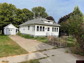 29067 132nd St, Waseca, MN 56093
