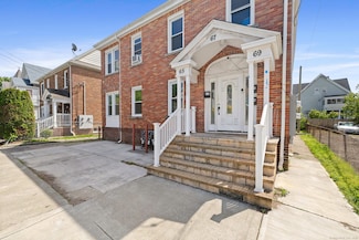 65-69 Gem Ave, Bridgeport, CT 06606