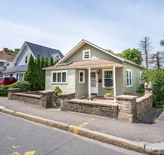 204 Massasoit Rd, Worcester, MA 01604