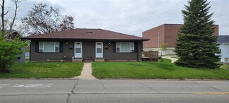 360 15th St, Marion, IA 52302