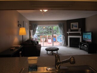 2082 Coleman Dr Unit 2D, Columbus, OH 43235