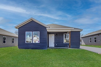 1404 E Leuda St, Fort Worth, TX 76104