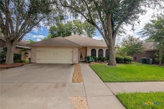 216 Ridge Dr, Victoria, TX 77904