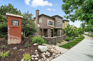681 W Burgundy St Unit A, Highlands Ranch, CO 80129