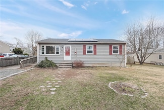 304 Arlington Ave, Warwick, RI 02889