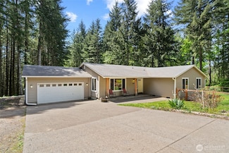 220 Tangen Rd, Woodland, WA 98674