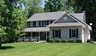 2830 E Prestwick Rd, Winona Lake, IN 46590