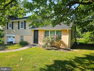 1090 Levengood Rd, Pottstown, PA 19464