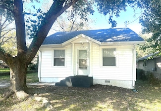 2119 N Marion Ave, Springfield, MO 65803