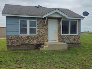 8015 Upton Rd, Amarillo, TX 79119