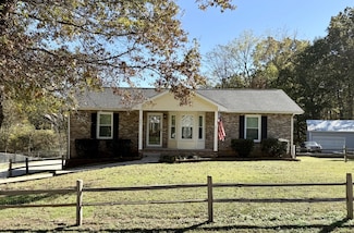 921 Merritt Lewis Ln, Clarksville, TN 37042