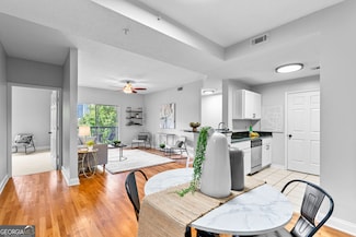 1075 Peachtree Walk NE Unit A 307, Atlanta, GA 30309