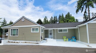 3138 Rocky Point Rd NW, Bremerton, WA 98312