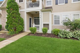 2250 Aurora Dr Unit 4, Pingree Grove, IL 60140