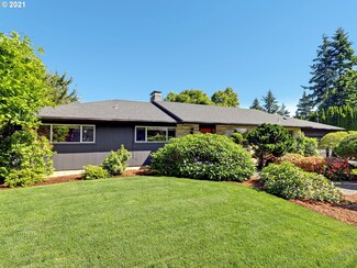 3250 SW Vista Dr, Portland, OR 97225