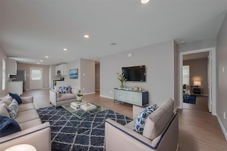 2418 Ridge Oak Dr, Conroe, TX 77301