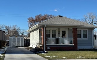 929 N Briggs Ave, Hastings, NE 68901