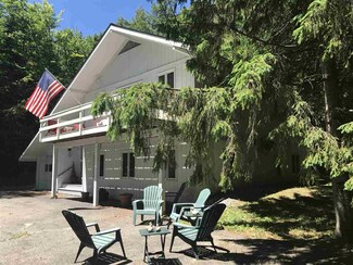 589 Landgrove Rd, Londonderry, VT 05148
