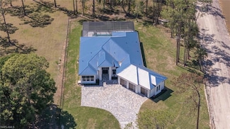757 29th St NW, Naples, FL 34120