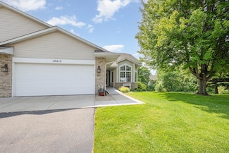 16415 42nd Ave N, Plymouth, MN 55446