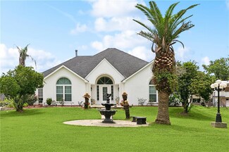 5227 Shady Park Dr, Marrero, LA 70072
