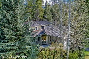 3655 N Fish Creek Rd, Wilson, WY 83014