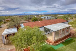 9561 W Sky Blue Dr, Tucson, AZ 85735