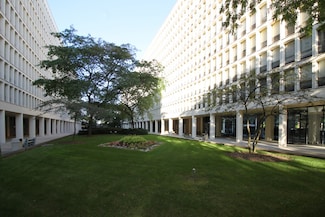 1451 E 55th St Unit 523N, Chicago, IL 60615