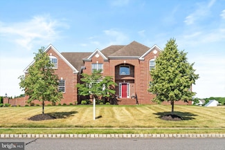 17 Belmont Cir, Columbus, NJ 08022